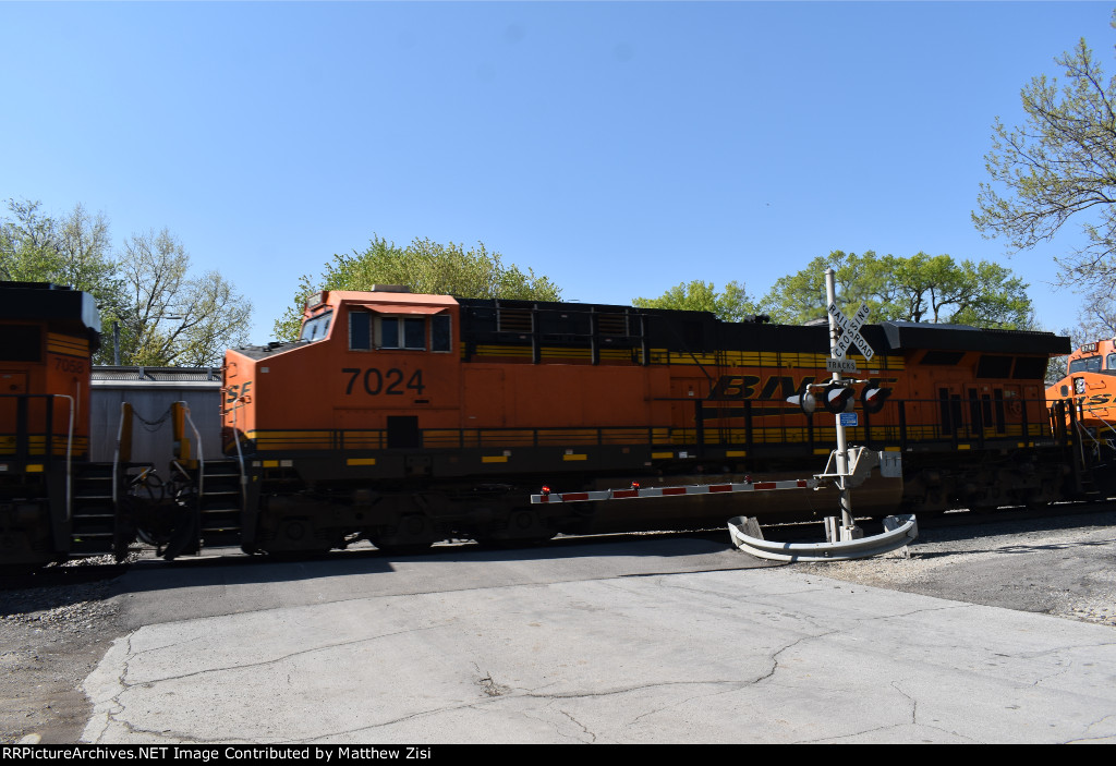 BNSF 7024